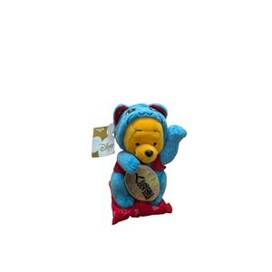 Maneki-Neko Disney Store Japan Exclusive Winnie the Pooh Lucky Cat Plushie Blue